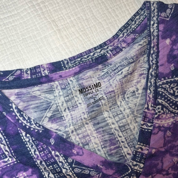Mossimo Supply Co. Purple Geometric Short Sleeve Tee - Picture 3 of 3